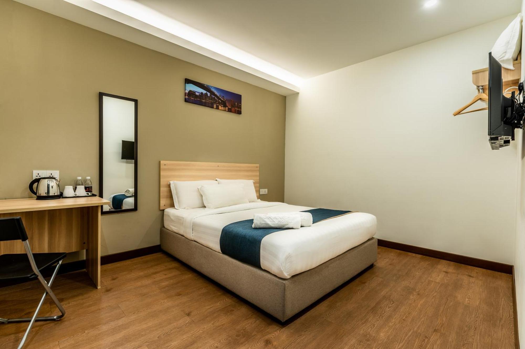 1 Orange Hotel Klia & Klia2 Сепанг Екстериор снимка